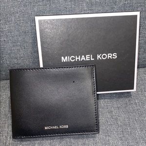 MICHAEL KORS WALLET🖤 NEW WITH TAGS